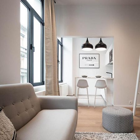 Studios Fully Equipped Near Place Stephanie Брюксел Екстериор снимка